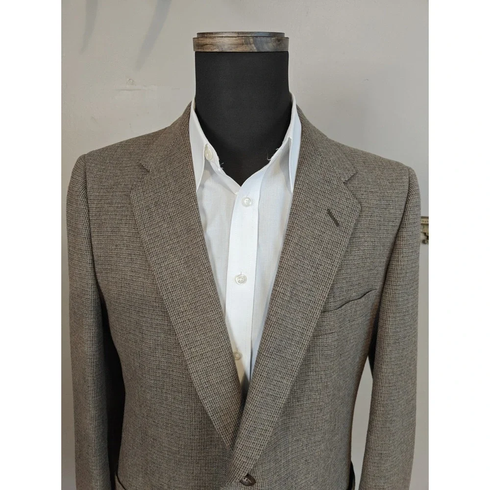 Richman Bros Mens Sports Coat 40R Brown Wool Tweed Blazer USA Vintage L805